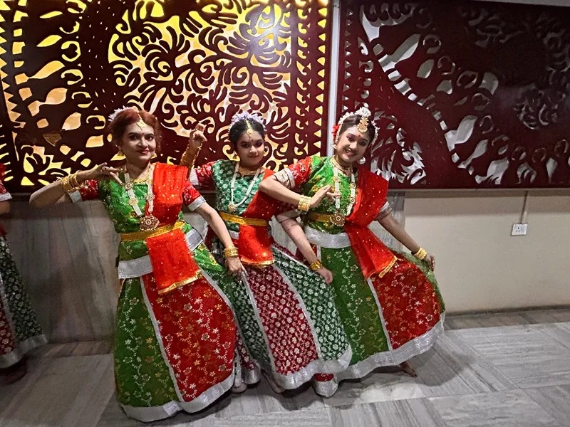 Group classical dance performance at Chhandam Dance Academy event Kolkata